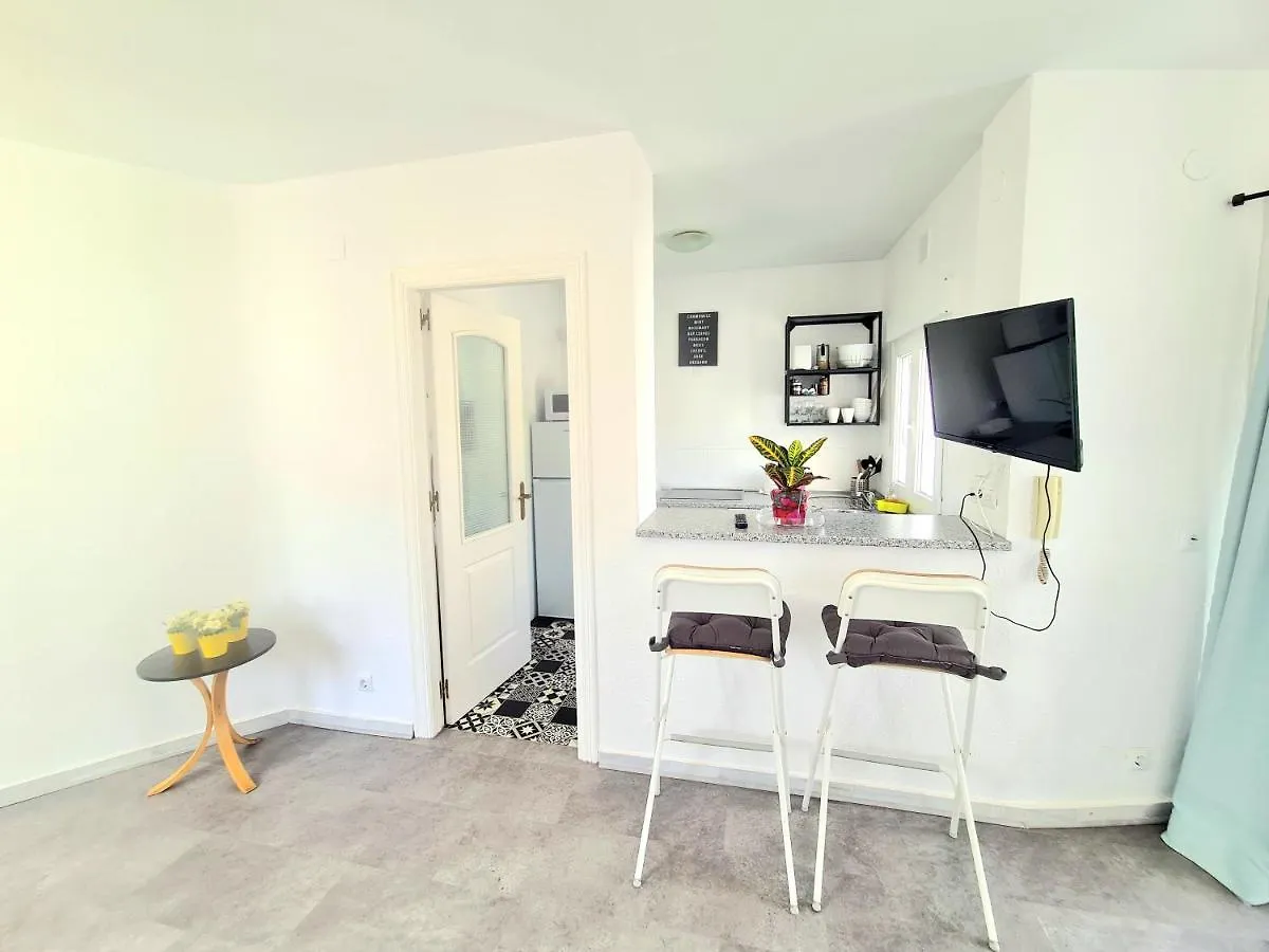 Apartamento con vistas al Campo de Golf y Piscina Apartamento Fuengirola
